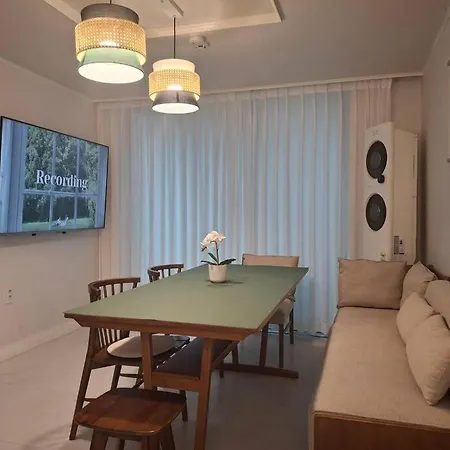 Zea House Apartment