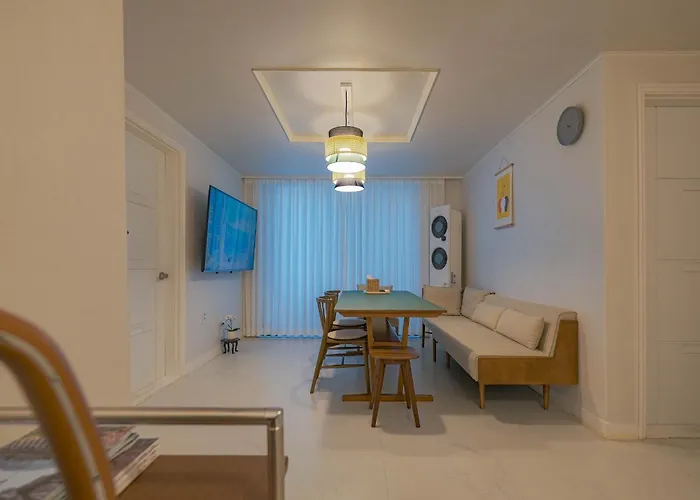 Zea House *